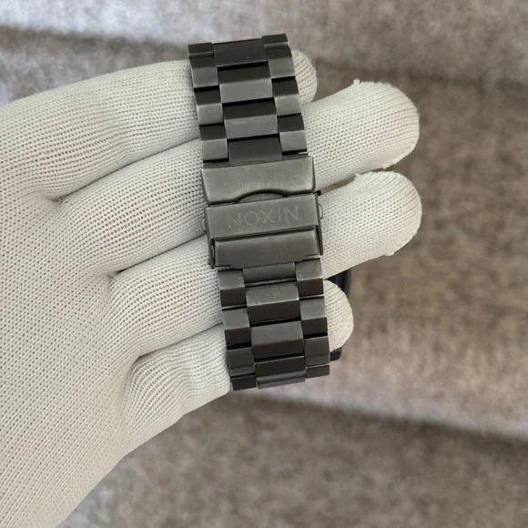 Nixon Corporal Stainless Steel GrayWatch men’s